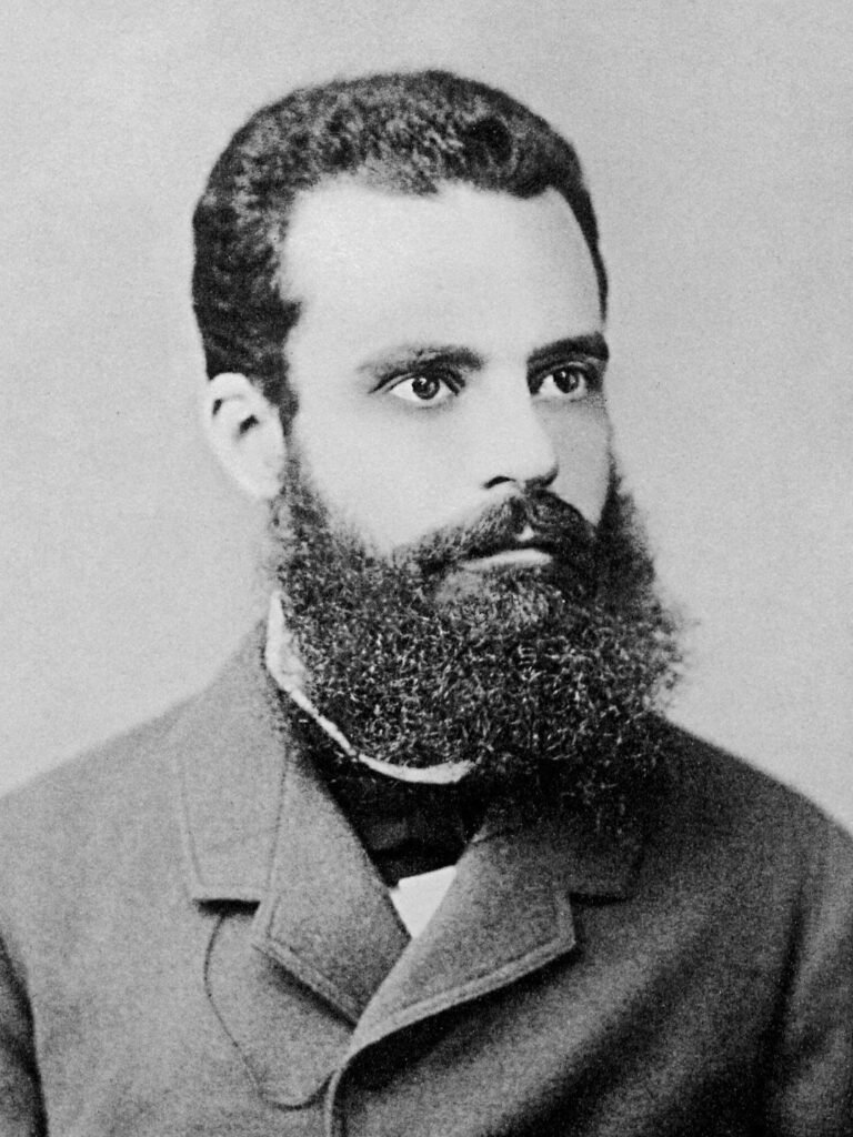 Vilfredo Pareto, 1870. Nasceu em 15 de Julho de 1848 e morreu em 19 de agosto de 1923 aos 75 anos. Principio de Pareto